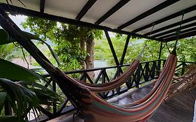 Lodge Cacao
